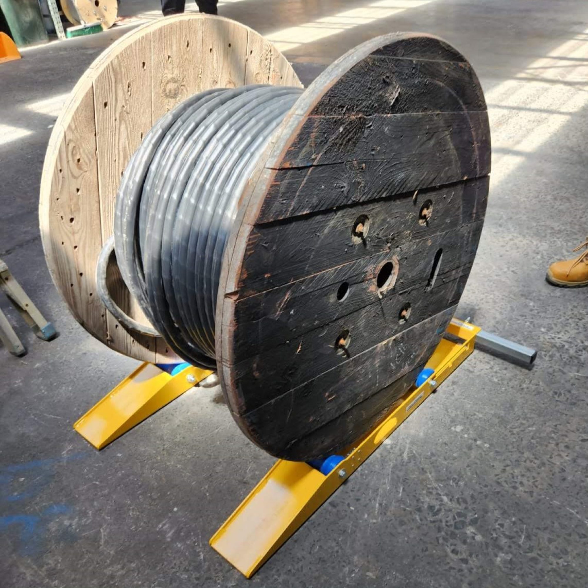Large Cable Reel Channels