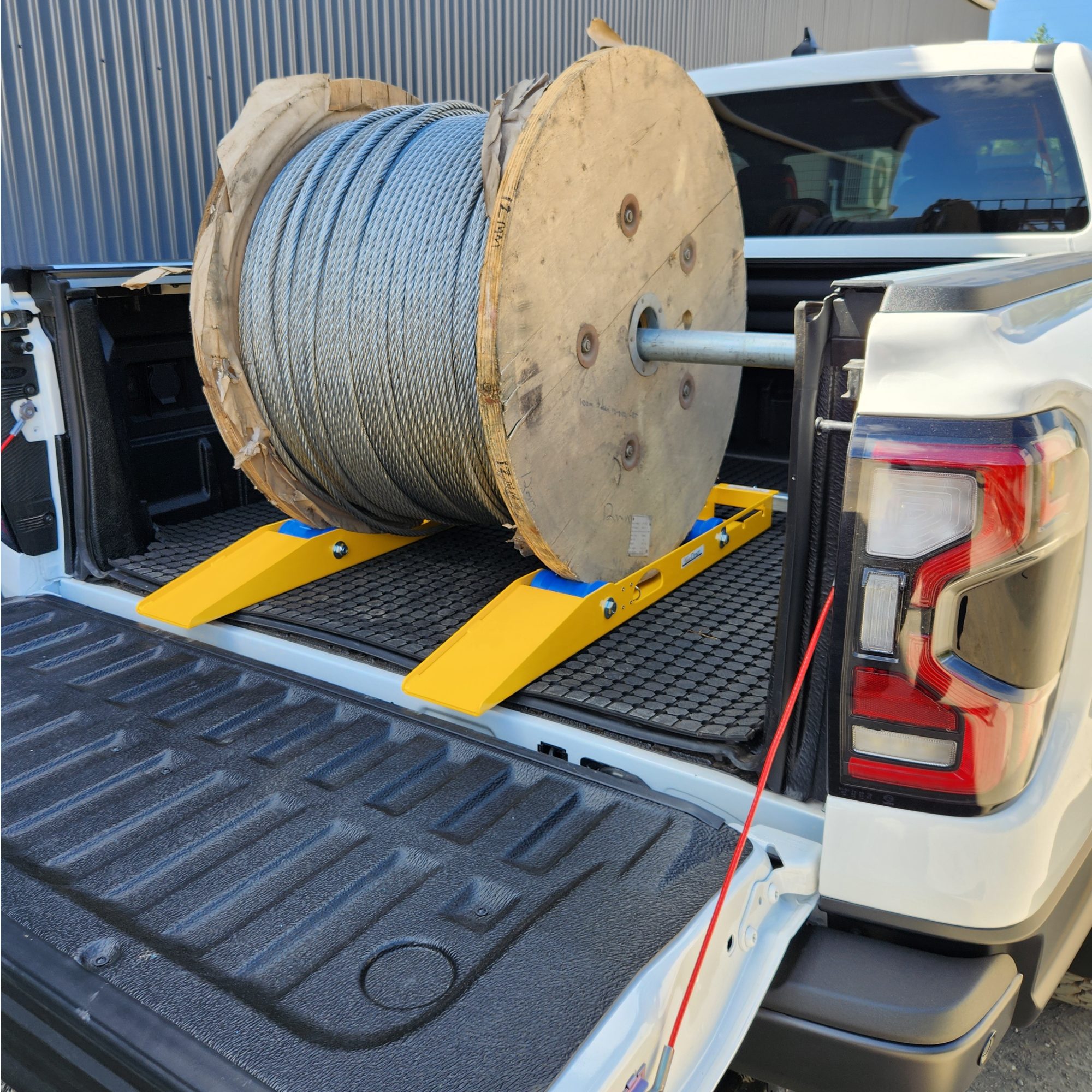 Ute mounted Steel Wire cable channels